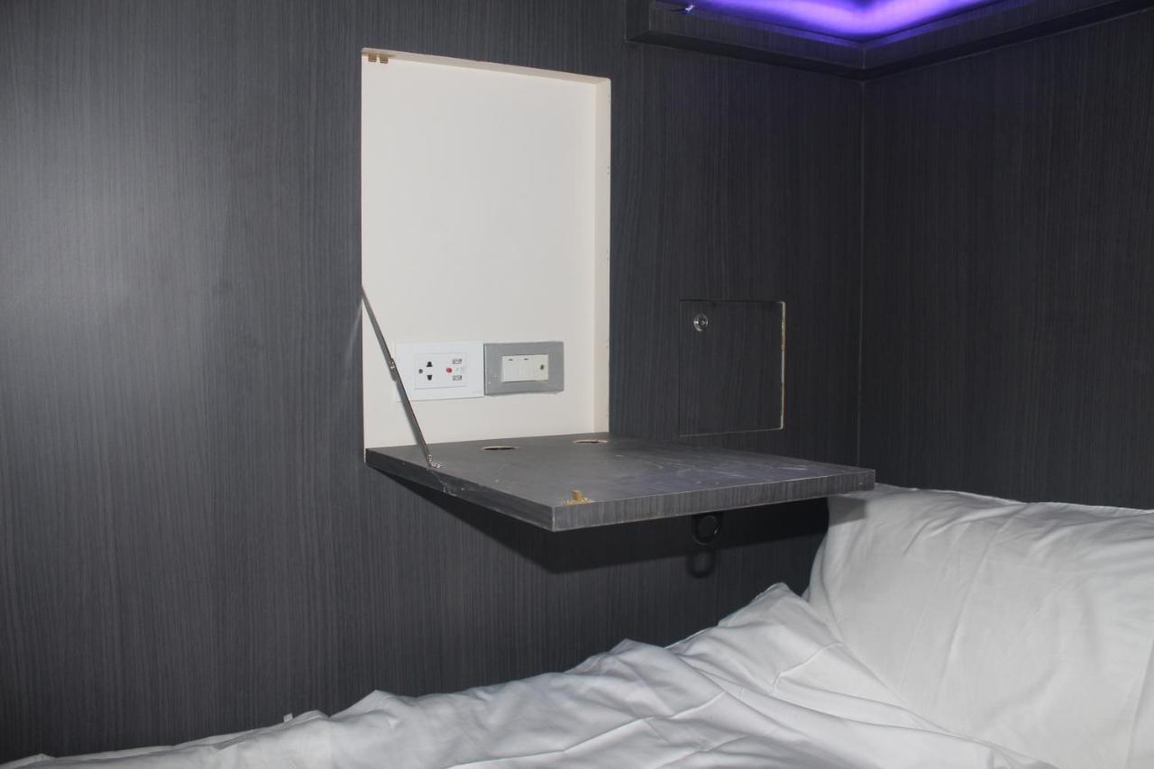 H-District Boutique Poshotel Бангкок Екстер'єр фото