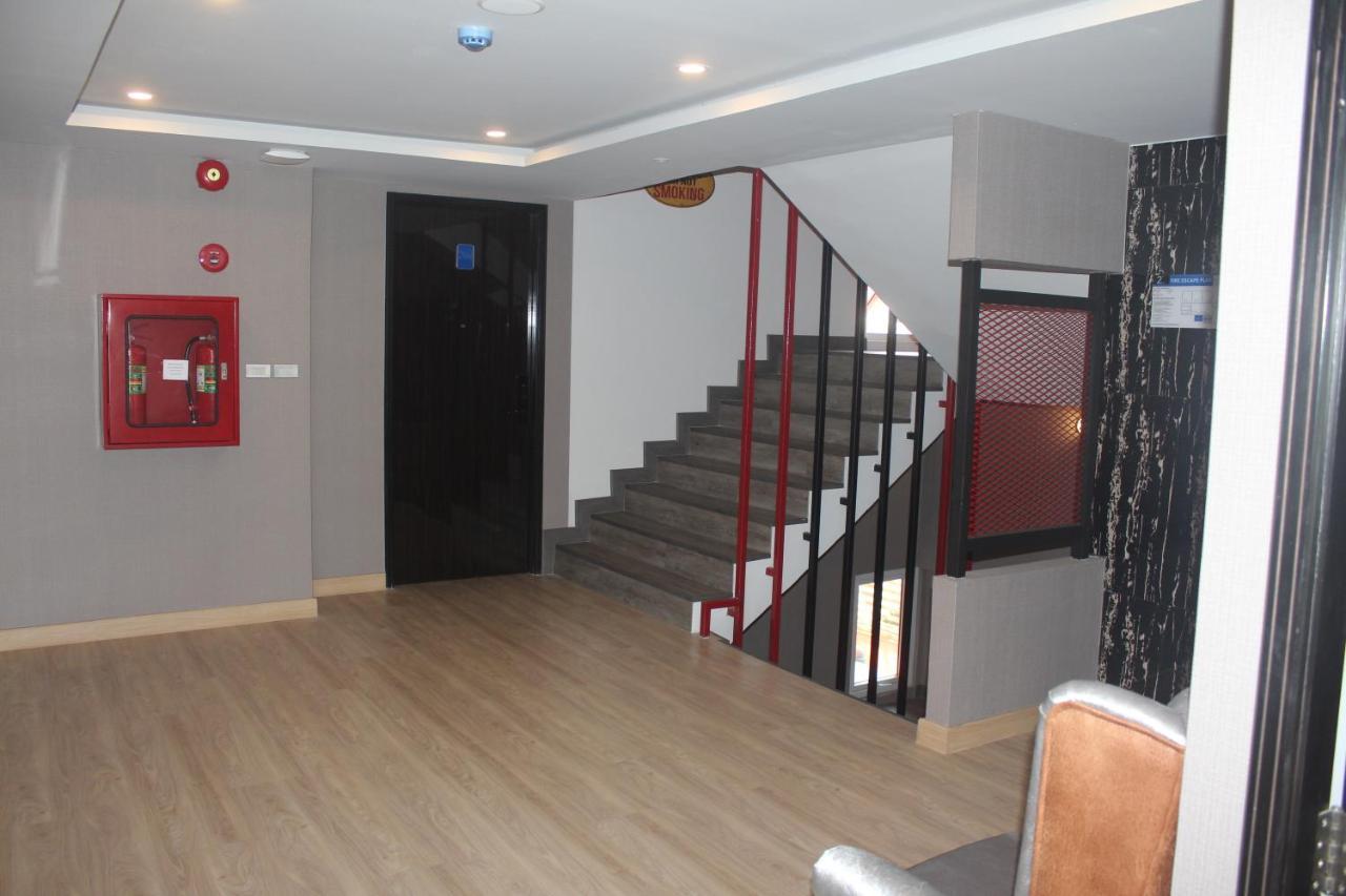 H-District Boutique Poshotel Бангкок Екстер'єр фото